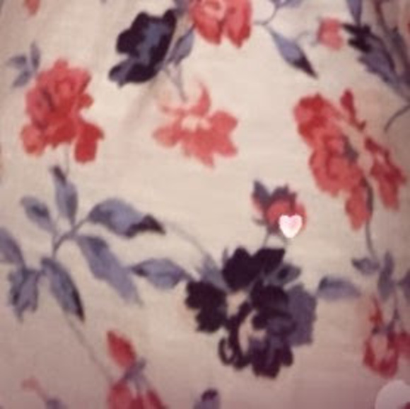 Poshmark profile picture for @redecorate